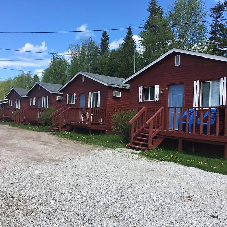 Lush'S Cottages Cormack Exterior photo
