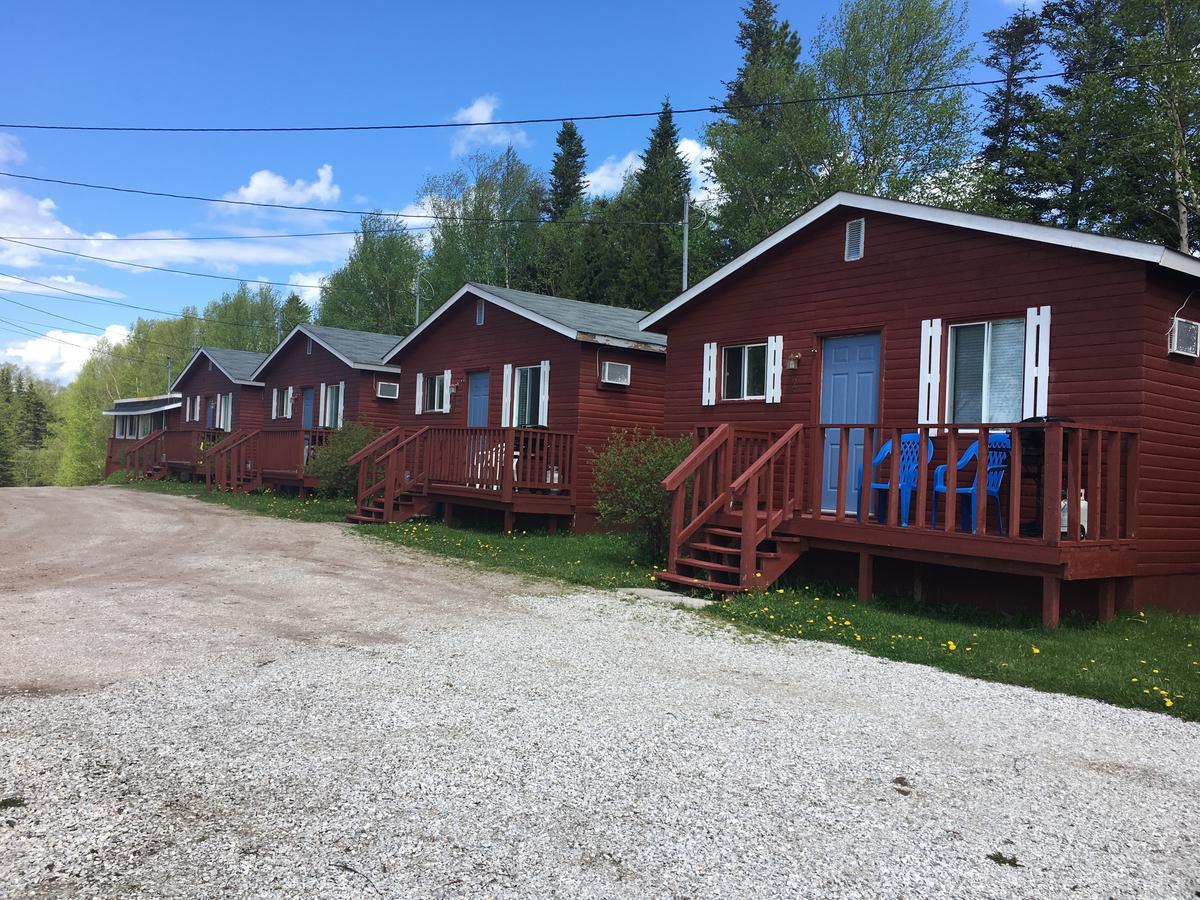 Lush'S Cottages Cormack Exterior photo